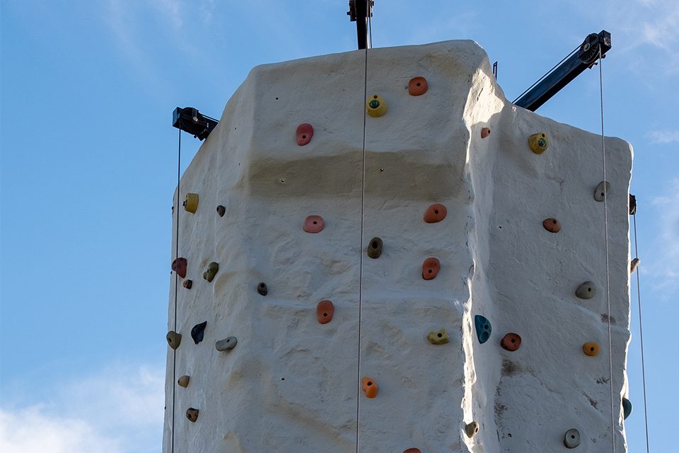 Photo of the top of a mobile climbing wall
